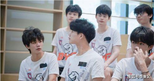 瓶子ag吃瓜,一场网络热点的狂欢与反思